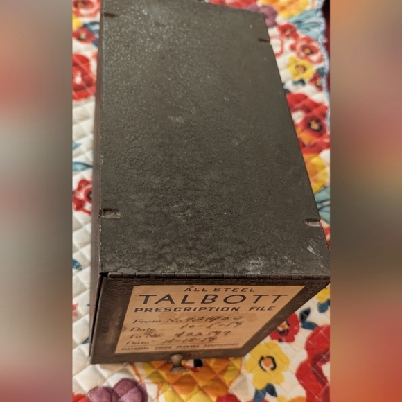 Vintage Talbot Prescription File- Metal Box 1950s Cute Storage Unique 10" x 6" - Picture 1 of 4